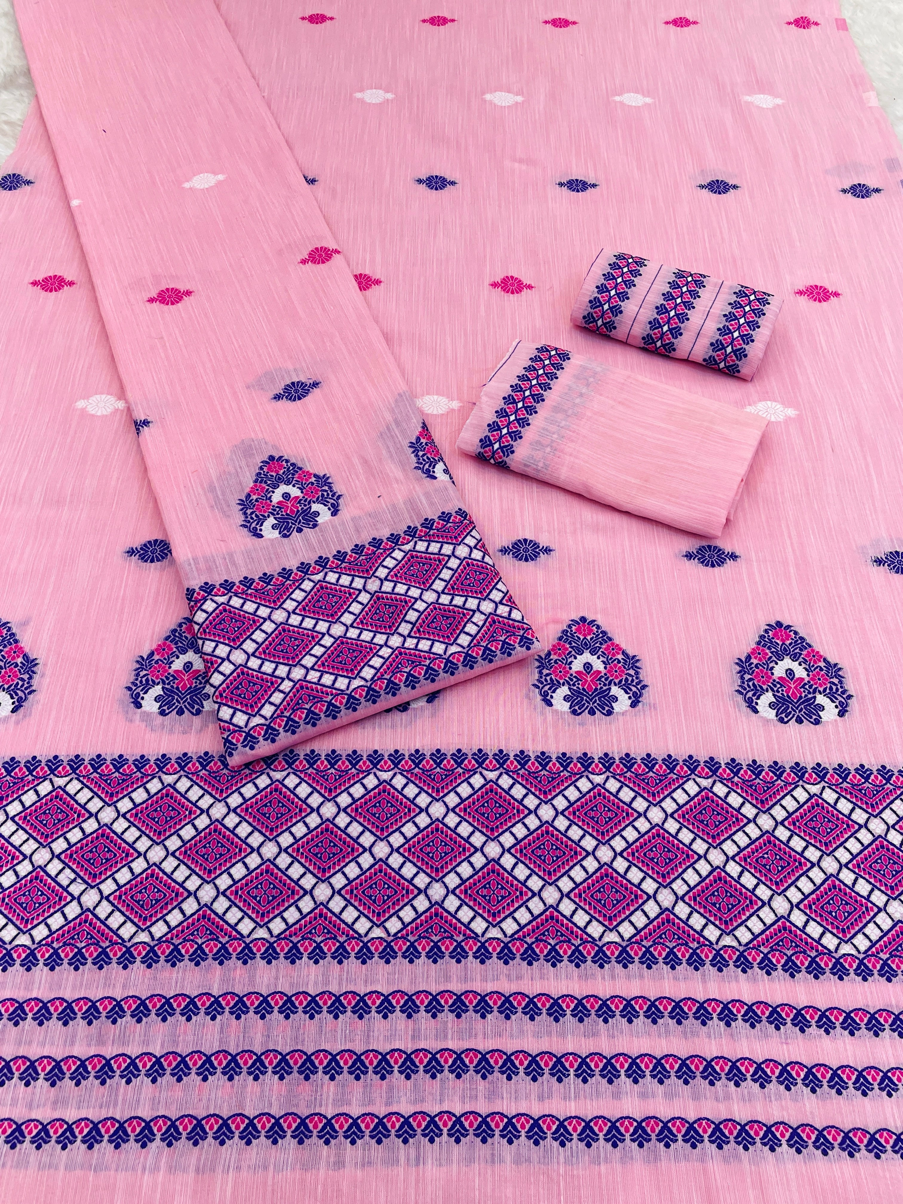 Elegant Assamese Mekhela Chador Set with Embroidered Detailing