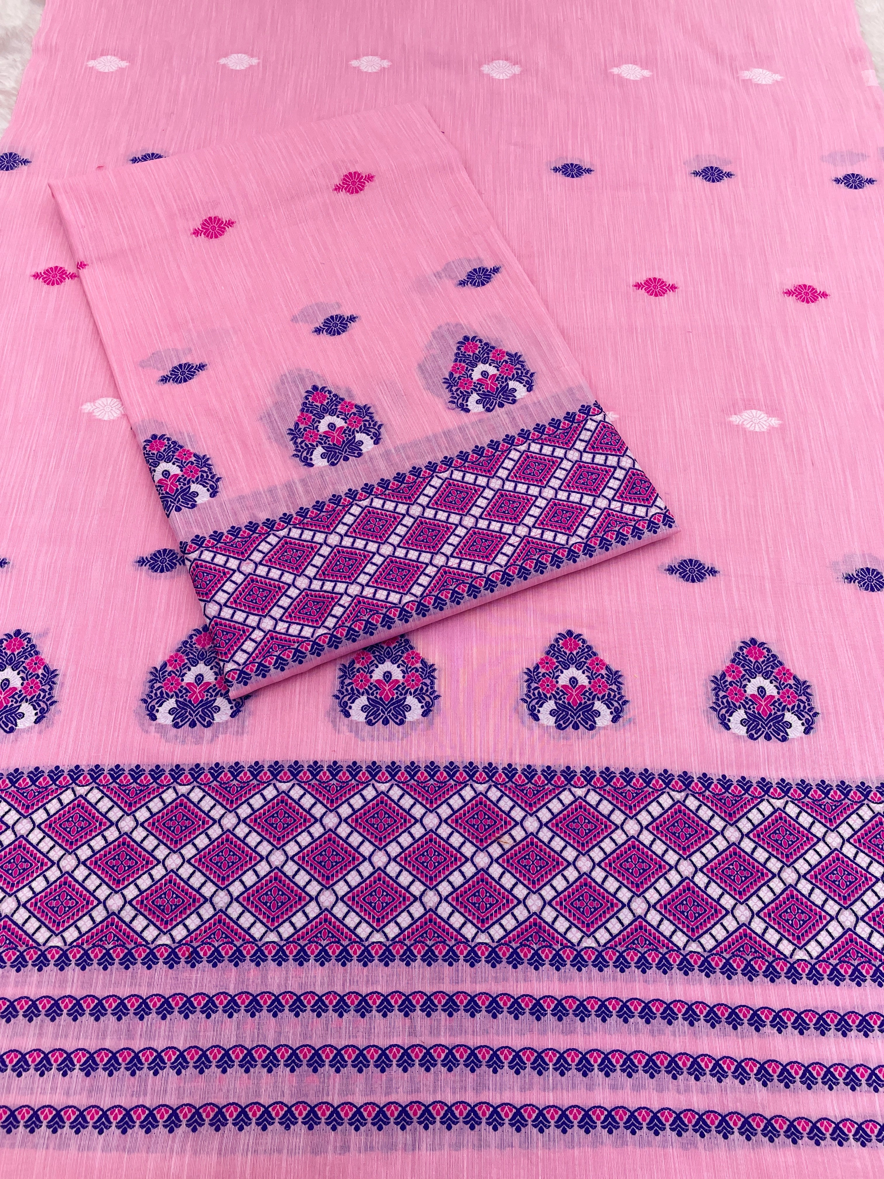 Elegant Assamese Mekhela Chador Set with Embroidered Detailing