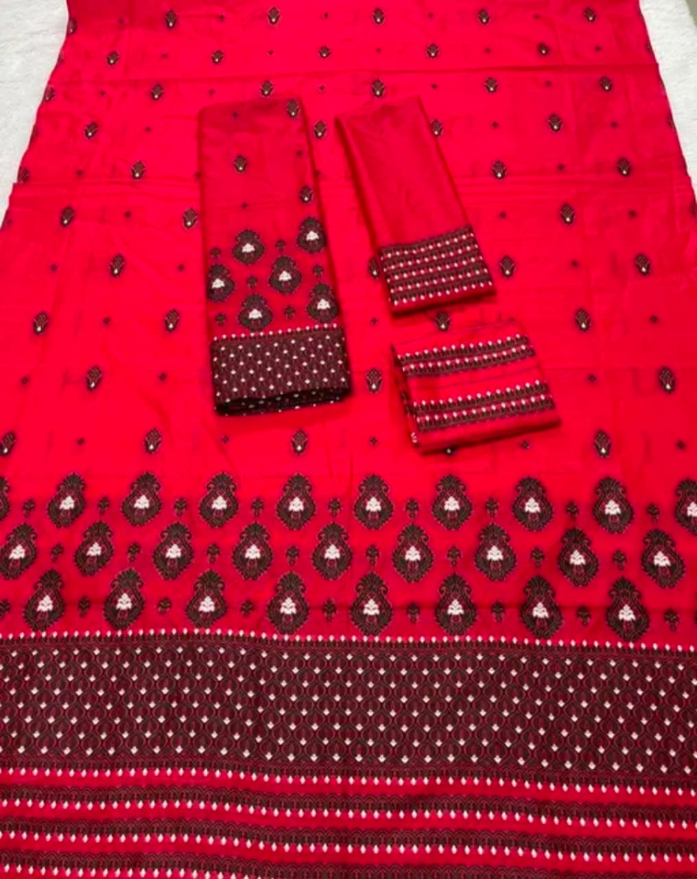 Mixpaat Assamese Poly Silk Mekhela Chador Set – Elegant Printed Traditional Wear