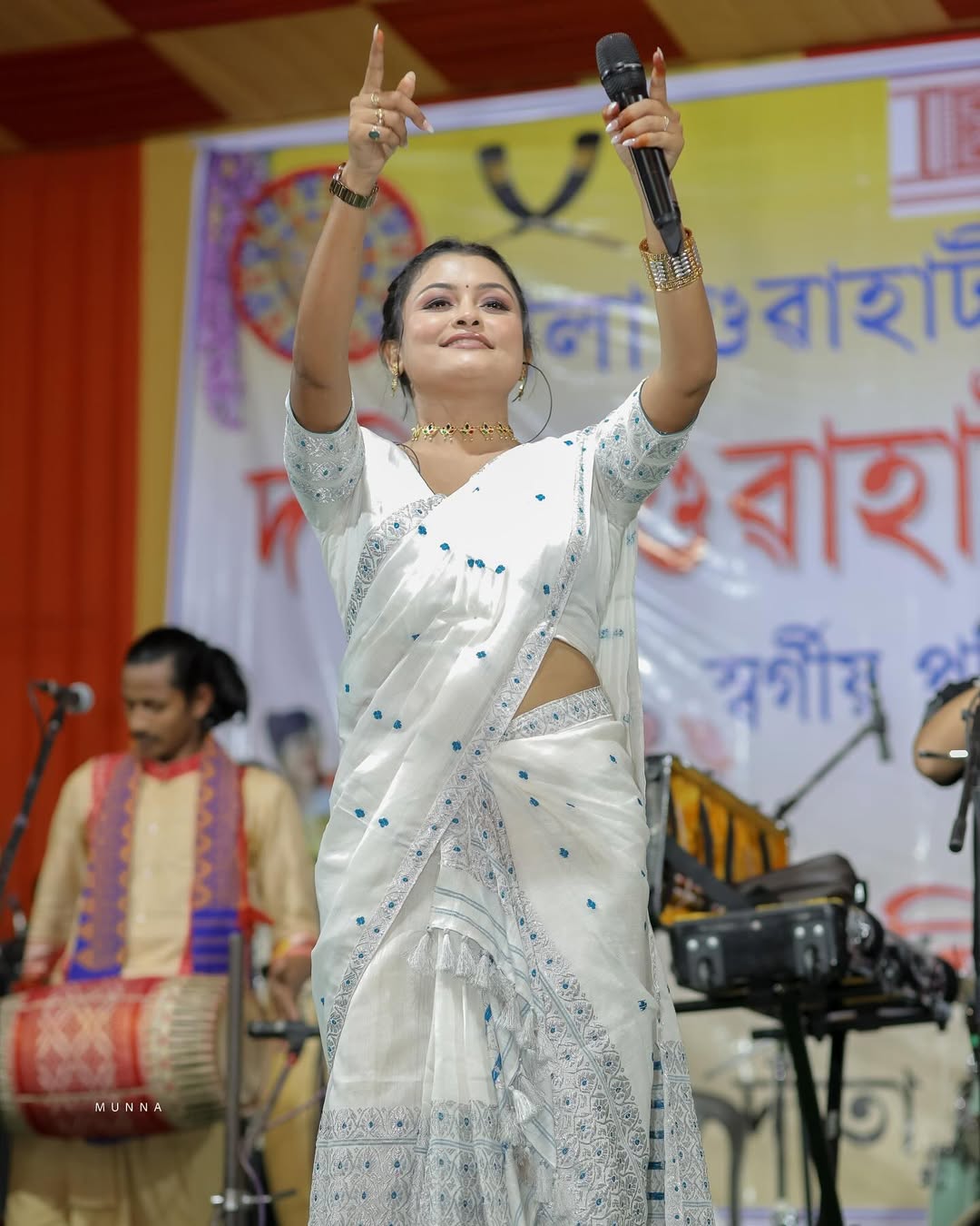 Trending White Mixpaat Assamese Mekhela Chador Set – Art Silk Elegance